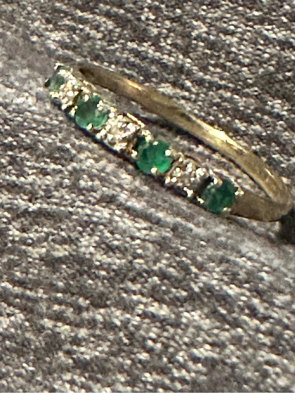 Diamond And Emerald 10kt yellow Gold Ring Size 5 1/2 Anniversary Band - Picture 8 of 14